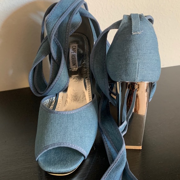 Cute heeled shoes - Picture 1 of 2